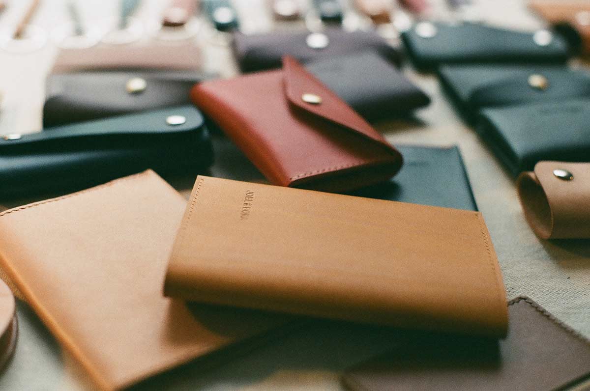 travel wallets for men